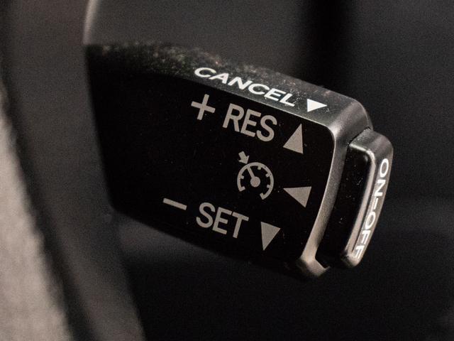 アルファード ２．５Ｓ　Ａパッケージ　（禁煙車）（サンルーフ）（モデリスタフルエアロ）（アルパインＢＩＧ－Ｘ１１型ナビ）後席モニター／両側自動ドア／助手席ロングスライドシート／ＡＣ１００Ｖ電源／クルーズコントロール／クリアランスソナー／（35枚目）