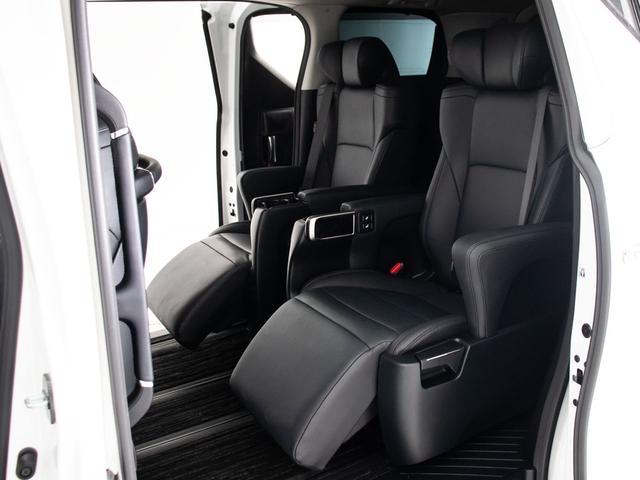 アルファード 2.5S Cパッケージ (禁煙ワンオーナー車)(サンルーフ)(モデリスタエアロ)(冷暖房黒革)エグゼクティブシート/トヨタセーフティセンス/踏み間違い防止装置/デジタルインナーミラー/3眼LEDヘッドライト/BSM/RCTA(28枚目)