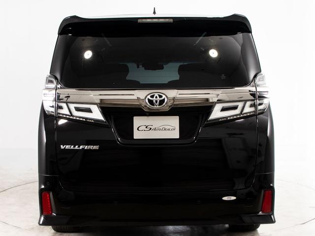 ヴェルファイア ２．５Ｚ　Ｇエディション　（禁煙車）（社外２０インチアルミ）（冷暖房黒革）（純正１０型ナビ）後席モニター／トヨタセーフティセンス／踏み間違い防止装置／３眼ＬＥＤヘッドライト／両側自動ドア／パワーバックドア／エグゼクティブシート（18枚目）