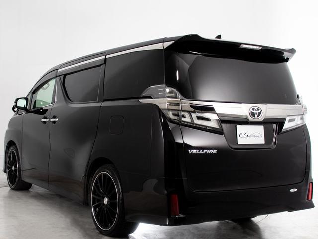 ヴェルファイア ２．５Ｚ　Ｇエディション　（禁煙車）（社外２０インチアルミ）（冷暖房黒革）（純正１０型ナビ）後席モニター／トヨタセーフティセンス／踏み間違い防止装置／３眼ＬＥＤヘッドライト／両側自動ドア／パワーバックドア／エグゼクティブシート（19枚目）