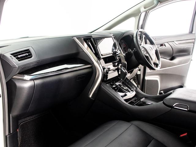 ヴェルファイア ２．５Ｚ　Ｇエディション　（禁煙ワンオーナー車）（サンルーフ）（冷暖房黒革）（純正９型ナビ）後席モニター／トヨタセーフティセンス／踏み間違い防止装置／デジタルインナーミラー／エグゼクティブシート／両側自動ドア／パワーバックドア（42枚目）