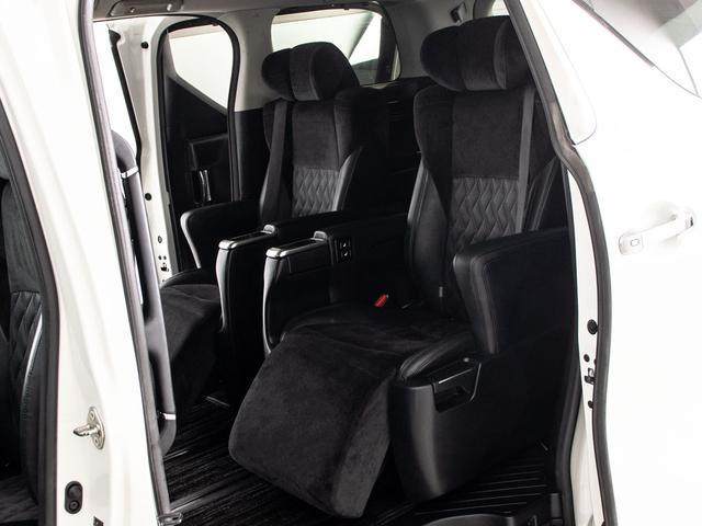 ヴェルファイア ２．５Ｚ　Ｇエディション　（点検記録簿６枚）（エアロ＆ルーフブラックカスタム）（エグゼクティブシート）（純正９型ナビ）後席モニター／両側自動ドア／パワーバックドア／バックカメラ／クルーズコントロール／クリアランスソナー／（27枚目）