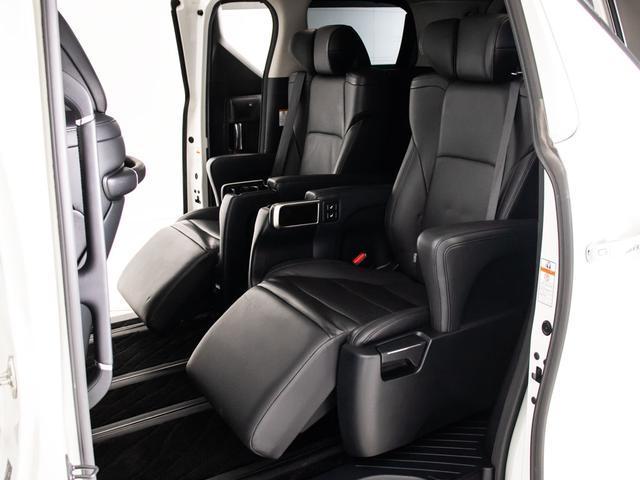 アルファードハイブリッド ＳＲ　Ｃパッケージ　（禁煙車）（サンルーフ）（モデリスタフルエアロ）（黒本革）ＪＢＬサウンド／パーキングアシスト／後席モニター／両側自動ドア／パワーバックドア／バックカメラ／ＡＣ１００Ｖ電源／クリアランスソナー／（29枚目）