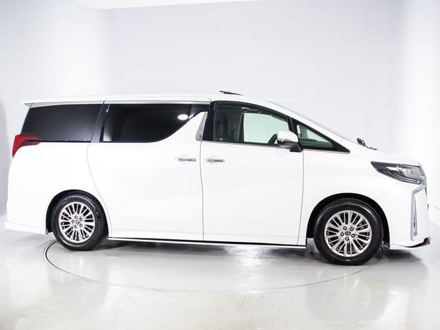 アルファード ２．５Ｓ　Ｃパッケージ　（禁煙車）（シルクブレイズエアロ）（サンルーフ）（アルパインＢＩＧ－Ｘ１１型ナビ）冷暖房黒革／トヨタセーフティセンス／踏み間違い防止装置／デジタルインナーミラー／ＢＳＭ／ＲＣＴＡ／ＴＥＩＮ車高調／（22枚目）
