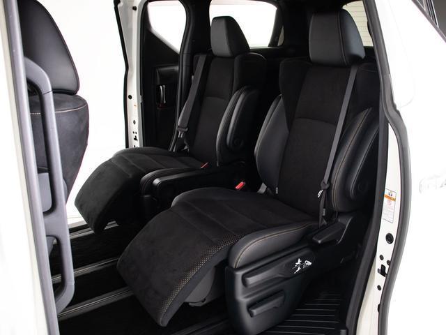 アルファード ２．５Ｓ　タイプゴールド　（禁煙・ワンオーナー車）（後席モニター）（両側自動ドア）（パワーバックドア）ディスプレイオーディオ／トヨタセーフティセンス／踏み間違い防止装置／３眼ＬＥＤヘッドライト／ＡＣ１００Ｖ電源／（27枚目）