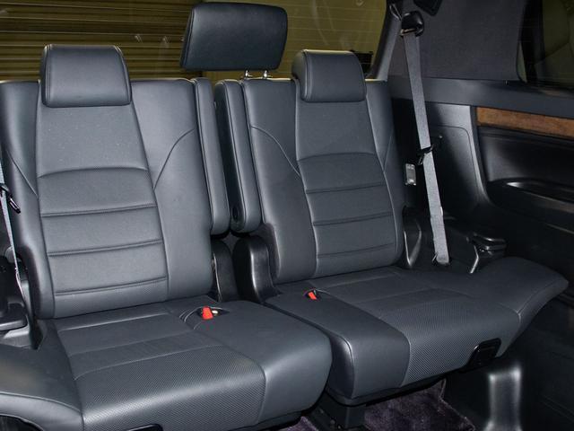 ヴェルファイア 3.5エグゼクティブラウンジ (点検記録簿8枚)(サンルーフ)(黒本革)(JBLサウンド)全方位カメラ/後席モニター/前車追従レーダークルーズ/衝突被害軽減ブレーキ/踏み間違い防止装置/両側自動ドア/パワーバックドア/AC100V(28枚目)