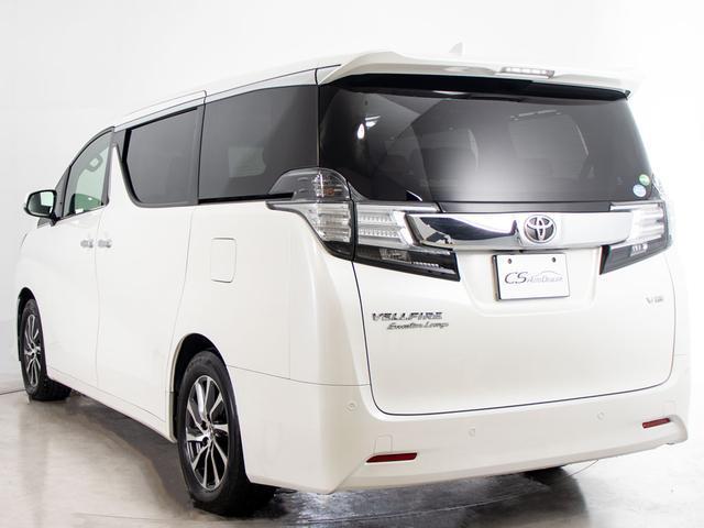 ヴェルファイア ３．５エグゼクティブラウンジ　（禁煙車）（サンルーフ）（黒本革）（ＪＢＬサウンド）全方位カメラ／後席モニター／前車追従レーダークルーズ／衝突被害軽減ブレーキ／踏み間違い防止装置／両側自動ドア／パワーバックドア／ＡＣ１００Ｖ電源／（17枚目）