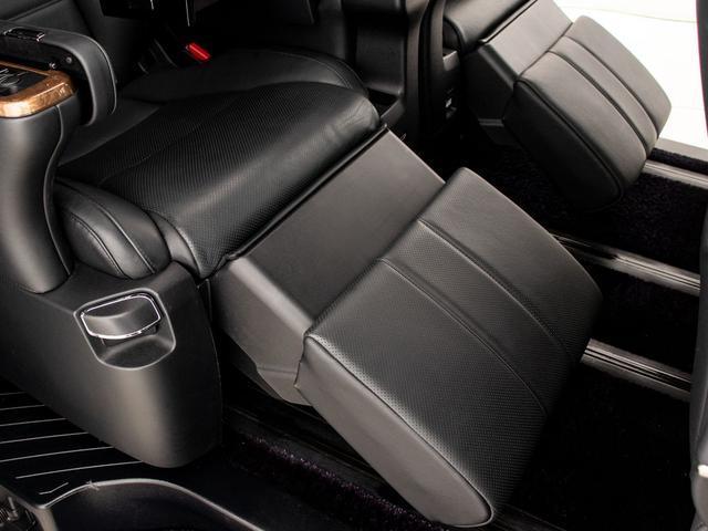 ヴェルファイア ３．５エグゼクティブラウンジ　（禁煙車）（サンルーフ）（黒本革）（ＪＢＬサウンド）全方位カメラ／後席モニター／前車追従レーダークルーズ／衝突被害軽減ブレーキ／踏み間違い防止装置／両側自動ドア／パワーバックドア／ＡＣ１００Ｖ電源／（32枚目）