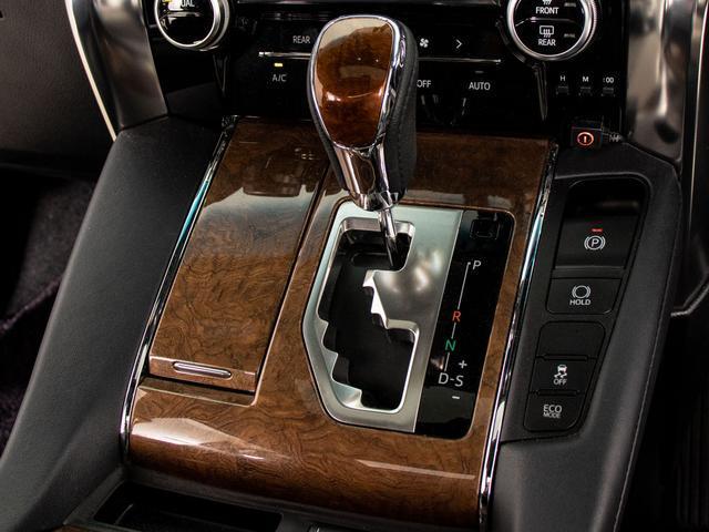 ヴェルファイア ３．５エグゼクティブラウンジ　（禁煙車）（サンルーフ）（黒本革）（ＪＢＬサウンド）全方位カメラ／後席モニター／前車追従レーダークルーズ／衝突被害軽減ブレーキ／踏み間違い防止装置／両側自動ドア／パワーバックドア／ＡＣ１００Ｖ電源／（48枚目）