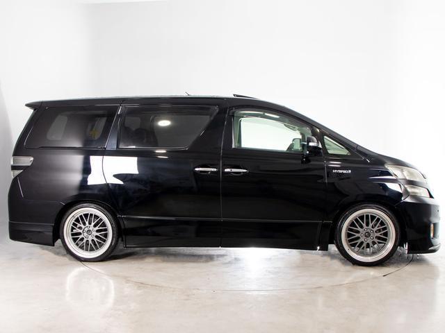 ヴェルファイアハイブリッド ＺＲ　Ｇエディション　（サンルーフ）（モデリスタフルエアロ）（社外２０インチアルミ＆車高調）（黒本革）エグゼクティブシート／純正ＨＤＤナビ／後席モニター／両側自動ドア／パワーバックドア／クルーズコントロール／ＡＣ１００Ｖ（18枚目）