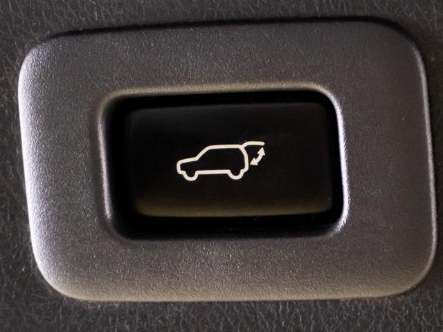 ヴェルファイアハイブリッド ＺＲ　Ｇエディション　（サンルーフ）（モデリスタフルエアロ）（社外２０インチアルミ＆車高調）（黒本革）エグゼクティブシート／純正ＨＤＤナビ／後席モニター／両側自動ドア／パワーバックドア／クルーズコントロール／ＡＣ１００Ｖ（32枚目）