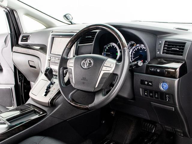 ヴェルファイアハイブリッド ＺＲ　Ｇエディション　（サンルーフ）（モデリスタフルエアロ）（社外２０インチアルミ＆車高調）（黒本革）エグゼクティブシート／純正ＨＤＤナビ／後席モニター／両側自動ドア／パワーバックドア／クルーズコントロール／ＡＣ１００Ｖ（40枚目）