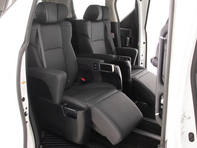 アルファード 2.5S Cパッケージ (禁煙車)(点検記録簿5枚)(サンルーフ)(モデリスタフルエアロ)冷暖房黒革/エグゼクティブシート/トヨタセーフティセンス/踏み間違い防止装置/ナビ機能付ディスプレイオーディオ/後席モニター/(28枚目)