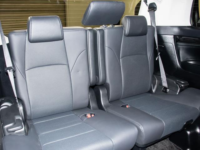 アルファード 2.5S Cパッケージ (禁煙車)(点検記録簿5枚)(サンルーフ)(モデリスタフルエアロ)冷暖房黒革/エグゼクティブシート/トヨタセーフティセンス/踏み間違い防止装置/ナビ機能付ディスプレイオーディオ/後席モニター/(30枚目)