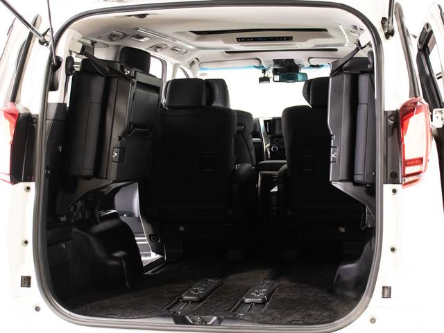 アルファード 2.5S Cパッケージ (禁煙車)(点検記録簿5枚)(サンルーフ)(モデリスタフルエアロ)冷暖房黒革/エグゼクティブシート/トヨタセーフティセンス/踏み間違い防止装置/ナビ機能付ディスプレイオーディオ/後席モニター/(31枚目)