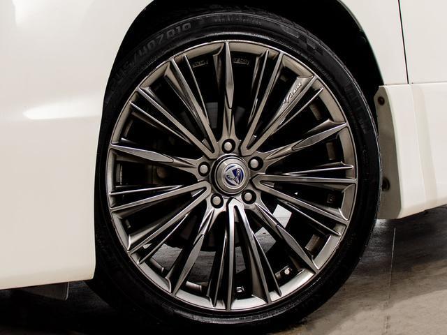 ヴェルファイア ２．４Ｚ　Ｇエディション　（ツインサンルーフ）（後席モニター）（エグゼクティブシート）（パワーバックドア）両側電動スライドドア／社外１９インチホイール／パワーシート／シートメモリー／クルーズコントロール／バックカメラ／ＥＴＣ（6枚目）