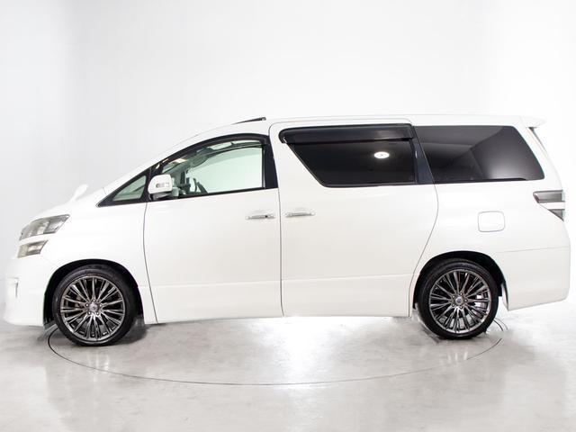 ヴェルファイア ２．４Ｚ　Ｇエディション　（ツインサンルーフ）（後席モニター）（エグゼクティブシート）（パワーバックドア）両側電動スライドドア／社外１９インチホイール／パワーシート／シートメモリー／クルーズコントロール／バックカメラ／ＥＴＣ（16枚目）