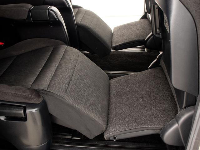 ヴェルファイア ２．４Ｚ　Ｇエディション　（ツインサンルーフ）（後席モニター）（エグゼクティブシート）（パワーバックドア）両側電動スライドドア／社外１９インチホイール／パワーシート／シートメモリー／クルーズコントロール／バックカメラ／ＥＴＣ（43枚目）