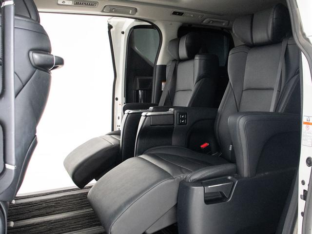 ヴェルファイア ２．５Ｚ　Ｇエディション　（禁煙車）（モデリスタエアロ）（トヨタセーフティセンス）（サンルーフ）黒合皮エグゼクティブシート／１０インチ大画面ナビ／後席モニター／両側電動スライドドア／パワーバックドア／３眼ＬＥＤヘッドライト（27枚目）