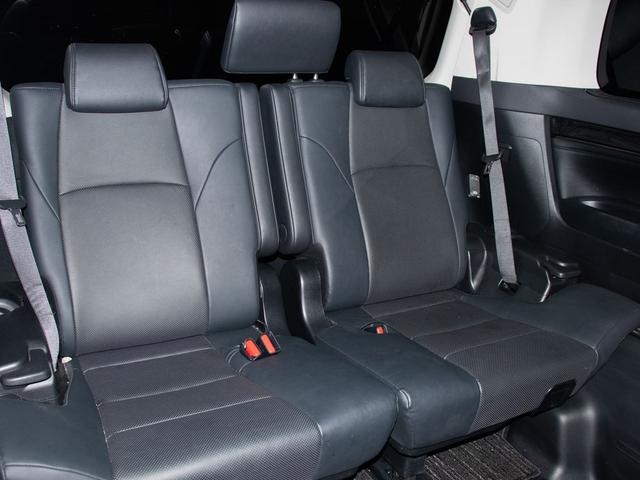 ヴェルファイア ２．５Ｚ　Ｇエディション　（禁煙車）（モデリスタエアロ）（トヨタセーフティセンス）（サンルーフ）黒合皮エグゼクティブシート／１０インチ大画面ナビ／後席モニター／両側電動スライドドア／パワーバックドア／３眼ＬＥＤヘッドライト（28枚目）