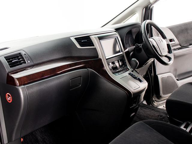 ヴェルファイア ２．４Ｚ　（禁煙車）（８人乗りフルフラットシート）（両側自動ドア）（後席モニター）純正ＨＤＤナビ／バックカメラ／クリアランスソナー／ビルトインＥＴＣ／Ｂｌｕｅｔｏｏｔｈ接続／フルセグＴＶ／（39枚目）