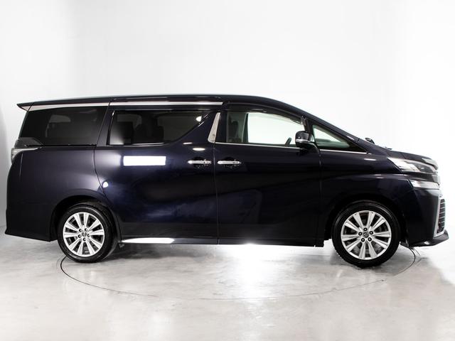 ヴェルファイア 2.5Z (禁煙車)(8人乗りフルフラットシート)(後席モニター)(両側電動スライドドア)4WD/バックカメラ/クリアランスソナー/LEDヘッドライト/Bluetooth接続/フルセグTV/(20枚目)