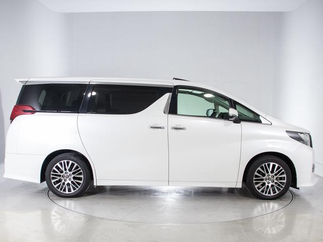 アルファード 2.5S Cパッケージ (禁煙車)(サンルーフ)(11インチ大画面ナビ)(エグゼクティブシート)両側電動スライドドア/パワーバックドア/クルーズコントロール/バックカメラ/クリアランスソナー/AC100V電源/フルセグTV(22枚目)