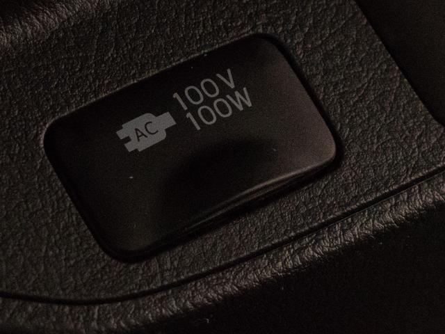 アルファードハイブリッド ＳＲ　Ｃパッケージ　（禁煙車）（４ＷＤ）（サンルーフ）（プレミアムサウンド）黒本革／両側自動ドア／パワーバックドア／バックカメラ／ＡＣ１００Ｖ電源／クルーズコントロール／クリアランスソナー／エグゼクティブシート／（41枚目）