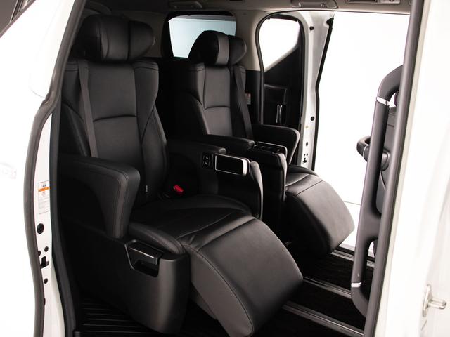 ヴェルファイア 2.5Z Gエディション (禁煙車)(冷暖房黒革)(エグゼクティブシート)(両側自動ドア)パワーバックドア/トヨタセーフティセンス/踏み間違い防止装置/デジタルインナーミラー/3眼LEDヘッドライト/AC100V電源/(26枚目)