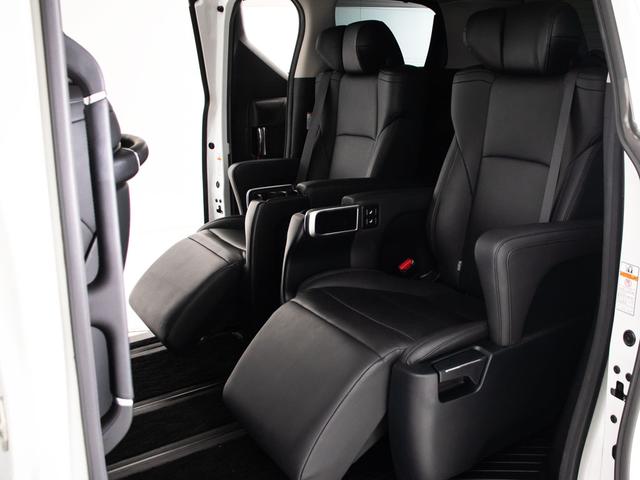 ヴェルファイア 2.5Z Gエディション (禁煙車)(冷暖房黒革)(エグゼクティブシート)(両側自動ドア)パワーバックドア/トヨタセーフティセンス/踏み間違い防止装置/デジタルインナーミラー/3眼LEDヘッドライト/AC100V電源/(27枚目)