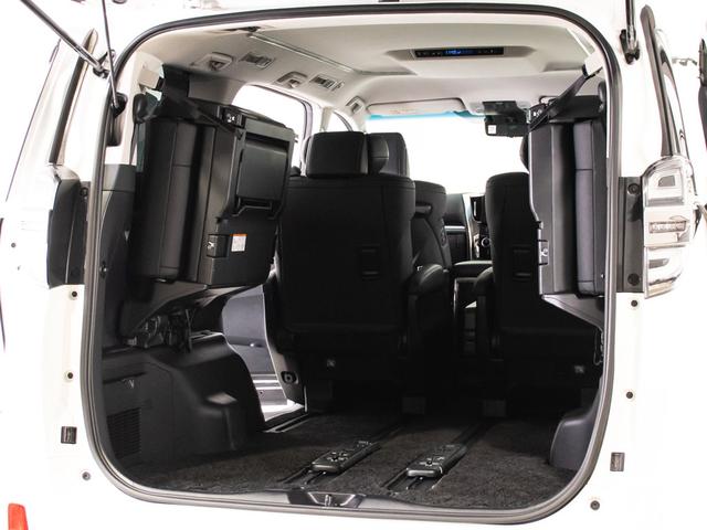 ヴェルファイア 2.5Z Gエディション (禁煙車)(冷暖房黒革)(エグゼクティブシート)(両側自動ドア)パワーバックドア/トヨタセーフティセンス/踏み間違い防止装置/デジタルインナーミラー/3眼LEDヘッドライト/AC100V電源/(29枚目)