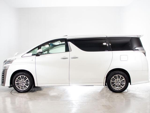 ヴェルファイアハイブリッド ZR Gエディション (ワンオーナー車)(サンルーフ)(冷暖房黒本革)(純正10型ナビ)後席モニター/トヨタセーフティセンス/両側自動ドア/パワーバックドア/AC100V電源/エグゼクティブシート/新品タイヤ/(15枚目)