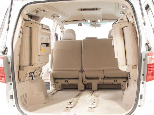 アルファード ２４０Ｘ　（８人乗りフルフラットシート）（社外２０インチホイール）（ＲＳＲダウンサス）（両側電動スライドドア）社外２０インチホイールバックカメラ／クリアランスソナー／Ｂｌｕｅｔｏｏｔｈ接続／フルセグＴＶ（26枚目）