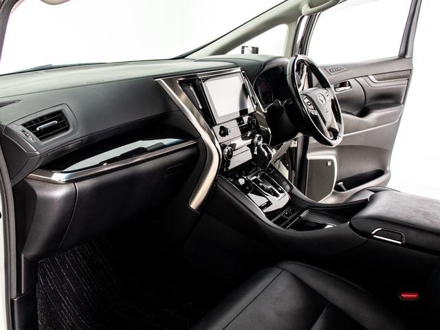 ヴェルファイア 2.5Z Gエディション (サンルーフ)(JBLサウンド)(パーキングアシスト)(トヨタセーフティセンス)黒合皮エグゼクティブシート/BSM/3眼LEDヘッドライト/両側電動スライドドア/パワーバックドア/AC100V電源(45枚目)