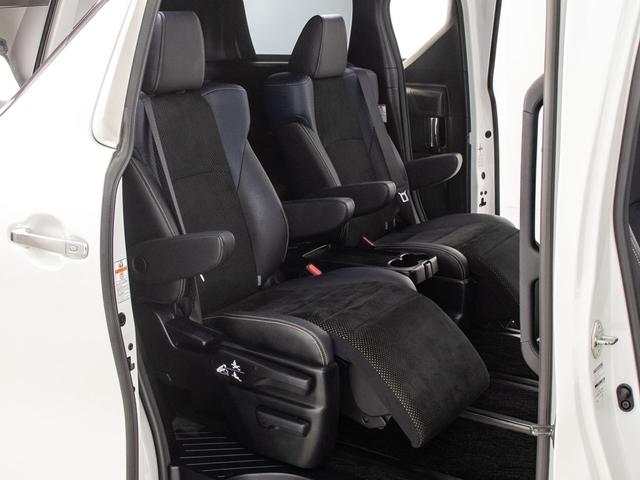 ヴェルファイア 2.5Z Aエディション ゴールデンアイズ (禁煙車)(サンルーフ)(モデリスタフルエアロ)(TEIN車高調)カロッツェリアナビ/後席モニター/専用黒ハーフレザーシート/両側自動ドア/パワーバックドア/AC100V電源/クルーズコントロール/(29枚目)