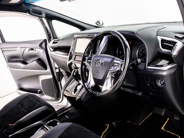 ヴェルファイア 2.5Z Aエディション ゴールデンアイズ (禁煙車)(サンルーフ)(モデリスタフルエアロ)(TEIN車高調)カロッツェリアナビ/後席モニター/専用黒ハーフレザーシート/両側自動ドア/パワーバックドア/AC100V電源/クルーズコントロール/(44枚目)