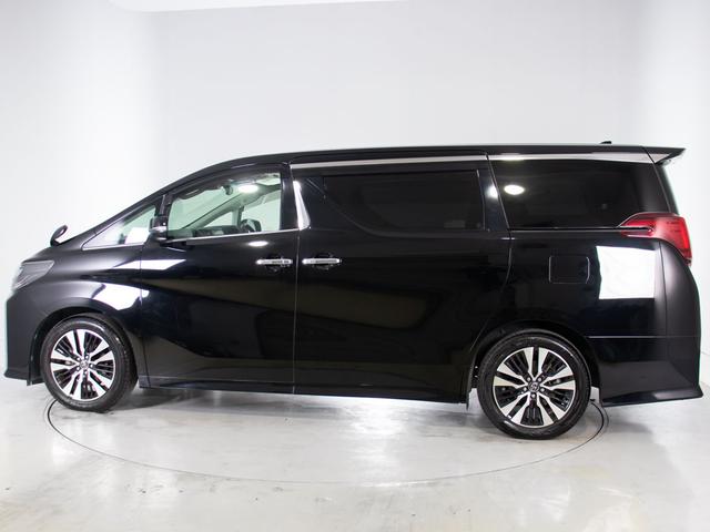アルファード ２．５Ｓ　Ｃパッケージ　（禁煙車）（冷暖房黒革）（純正１０型ナビ）（後席モニター）トヨタセーフティセンス／踏み間違い防止装置／３眼ＬＥＤヘッドライト／両側自動ドア／パワーバックドア／ＡＣ１００Ｖ電源／エグゼクティブシート／（19枚目）