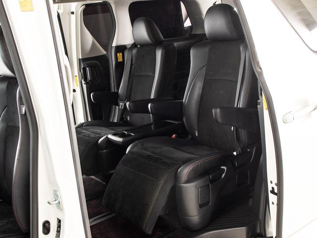 ヴェルファイア 2.4Z ゴールデンアイズII (エンジン対策済)(純正9型ナビ)(後席モニター)(両側自動ドア)パワーバックドア/専用黒ハーフレザーシート/フロント&バックカメラ/AC100V電源/クルーズコントロール/クリアランスソナー/(25枚目)