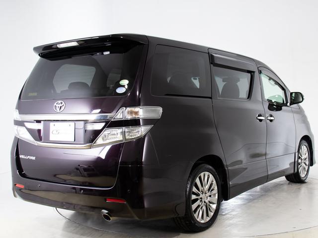 ヴェルファイア 2.4Z ゴールデンアイズ (特別仕様車)(後席モニター)(専用ハーフレザーシート)(両側電動スライドドア)パワーバックドア/コンビハンドル/クルーズコントロール/クリアランスソナー/後席オットマン/Bluetooth接続(16枚目)