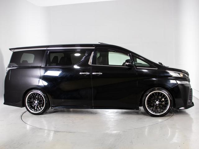 ヴェルファイア 2.5Z Aエディション ゴールデンアイズ (禁煙ワンオーナー車)(サンルーフ)(ロクサーニ20インチアルミ)(BLITZ車高調)アルパインBIG-X11型ナビ/後席モニター/両側自動ドア/パワーバックドア/専用黒ハーフレザーシート/(21枚目)