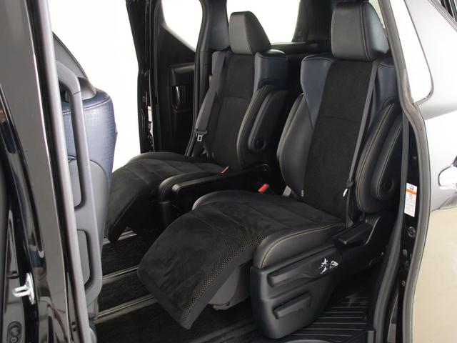 ヴェルファイア 2.5Z Aエディション ゴールデンアイズ (禁煙ワンオーナー車)(サンルーフ)(ロクサーニ20インチアルミ)(BLITZ車高調)アルパインBIG-X11型ナビ/後席モニター/両側自動ドア/パワーバックドア/専用黒ハーフレザーシート/(29枚目)