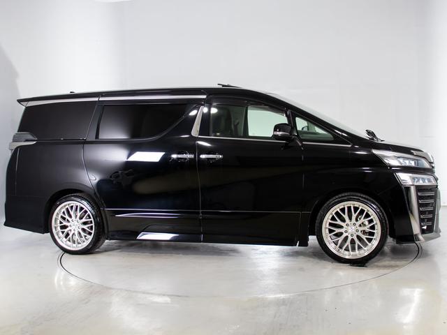 ヴェルファイア 2.5Z Gエディション (禁煙車)(ロクサーニ20インチアルミ)(サンルーフ)(冷暖房黒革)純正10型ナビ/後席モニター/トヨタセーフティセンス/踏み間違い防止装置/デジタルインナーミラー/3眼LEDヘッドライト/BSM/(19枚目)