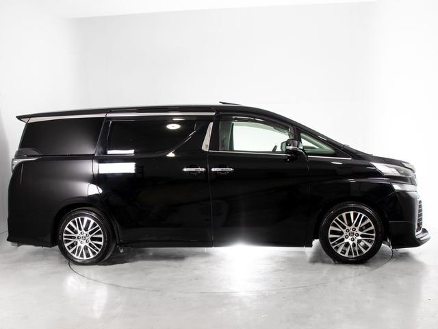 ヴェルファイア 2.5Z Gエディション (サンルーフ)(エアロカスタム)(純正10型ナビ)(後席モニター)両側自動ドア/パワーバックドア/バックカメラ/エグゼクティブシート/AC100V電源/クルーズコントロール/シートメモリー(23枚目)