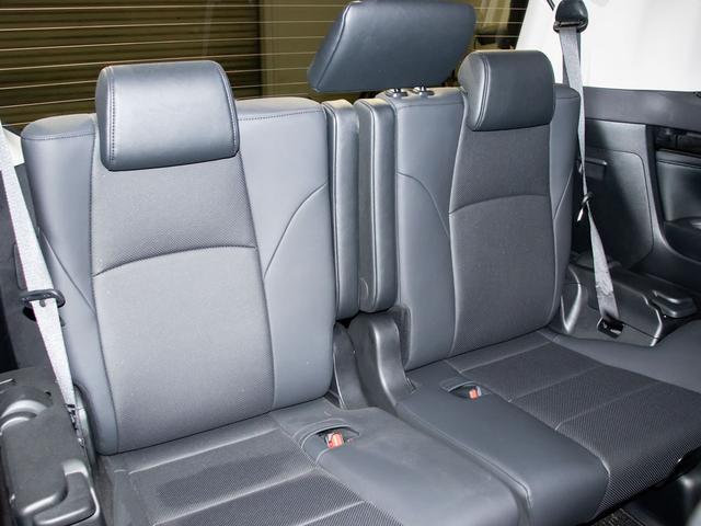 アルファード 2.5S Cパッケージ (禁煙車)(サンルーフ)(トヨタセーフティセンス)(黒合皮エグゼクティブシート)BSM/デジタルインナーミラー/3眼LEDヘッドライト/後席モニター/両側電動スライドドア/AC100V電源/フルセグ(32枚目)