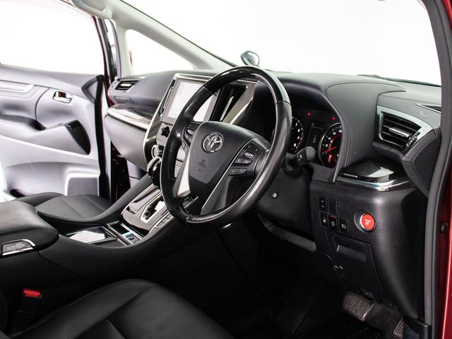 アルファード 2.5S Cパッケージ (禁煙車)(サンルーフ)(トヨタセーフティセンス)(黒合皮エグゼクティブシート)BSM/デジタルインナーミラー/3眼LEDヘッドライト/後席モニター/両側電動スライドドア/AC100V電源/フルセグ(44枚目)