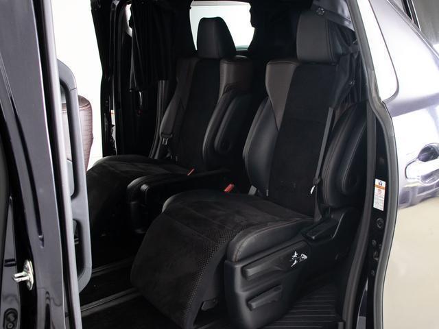 アルファード 2.5S Aパッケージ タイプブラック (禁煙車)(純正9型ナビ)(後席モニター)(両側自動ドア)パワーバックドア/専用黒ハーフレザーシート/バックカメラ/前車追従レーダークルーズ/衝突被害軽減ブレーキ/踏み間違え防止装置/AC100V電源(29枚目)