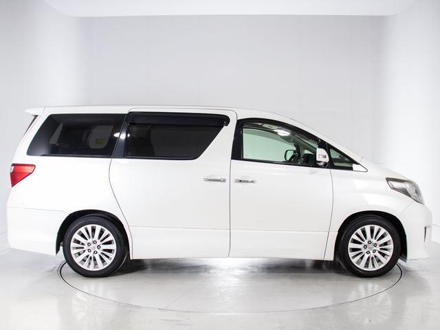 アルファード 240S Cパッケージ (禁煙車)(黒本革)(後席モニター)(両側自動ドア)パワーバックドア/エグゼクティブシート/クルーズコントロール/クリアランスソナー/AC100V電源/パワーシート/シートメモリー/コンビハンドル/(21枚目)