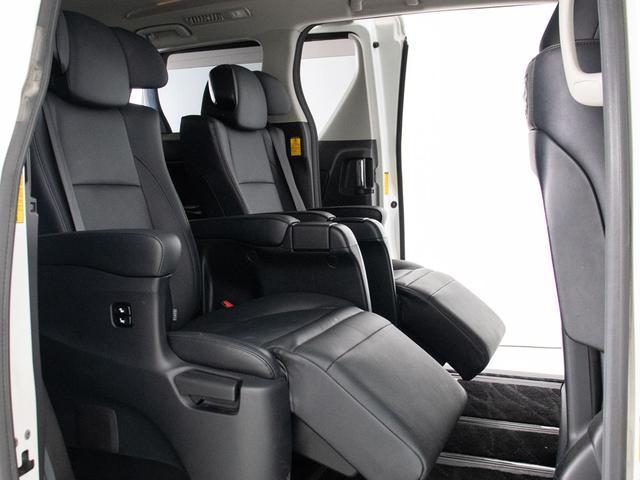 アルファード 240S Cパッケージ (禁煙車)(黒本革)(後席モニター)(両側自動ドア)パワーバックドア/エグゼクティブシート/クルーズコントロール/クリアランスソナー/AC100V電源/パワーシート/シートメモリー/コンビハンドル/(26枚目)
