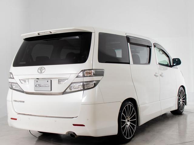 ヴェルファイア 2.4Z プラチナムセレクション (サンルーフ)(社外20インチアルミ)(エアロカスタム)(プレミアムサウンド)後席モニター/両側自動ドア/パワーバックドア/AC100V電源/バックカメラ/クリアランスソナー/コンビハンドル/(17枚目)