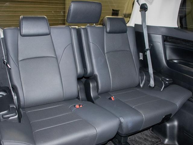 アルファード 2.5S Cパッケージ (禁煙車)(点検記録簿8枚)(サンルーフ)(TRDフルエアロ)冷暖房黒革/ナビ機能付ディスプレイオーディオ/後席モニター/トヨタセーフティセンス/踏み間違い防止装置/デジタルインナーミラー/(30枚目)